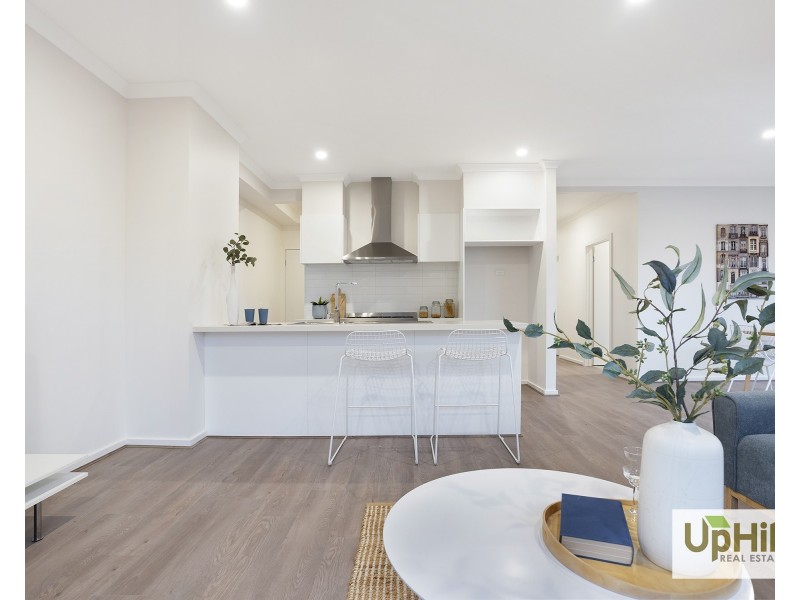 54 Carnelian Circuit, Clyde North VIC 3978