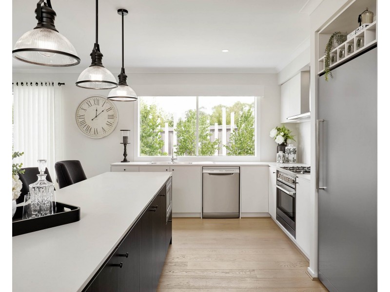 45 Snead Boulevard, Cranbourne VIC 3977