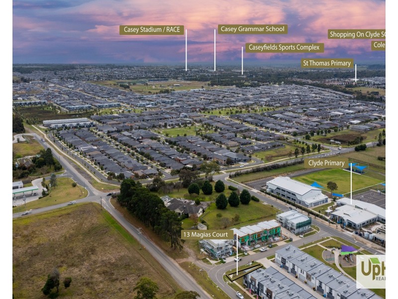 13 Magias Circuit, Clyde VIC 3978
