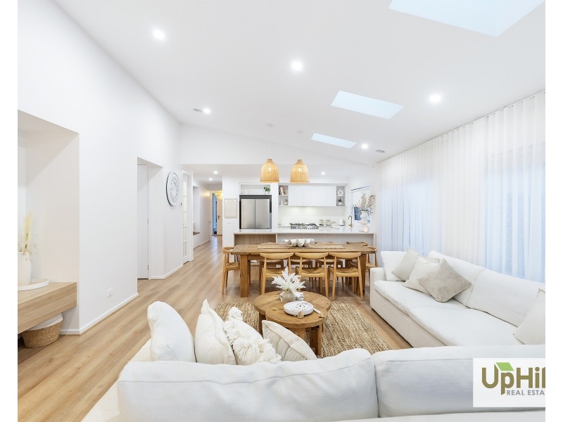 9 Parakeet Street, Clyde North VIC 3978