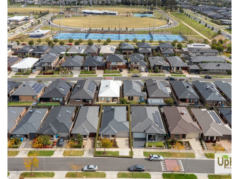 15 Terra Firma Circuit, Clyde VIC 3978