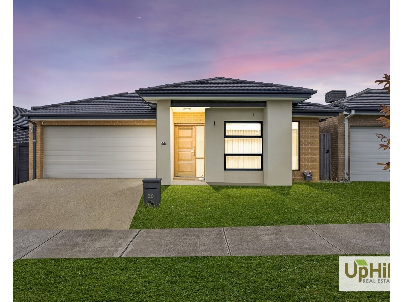 20 Elkedra Way, Cranbourne North VIC 3977