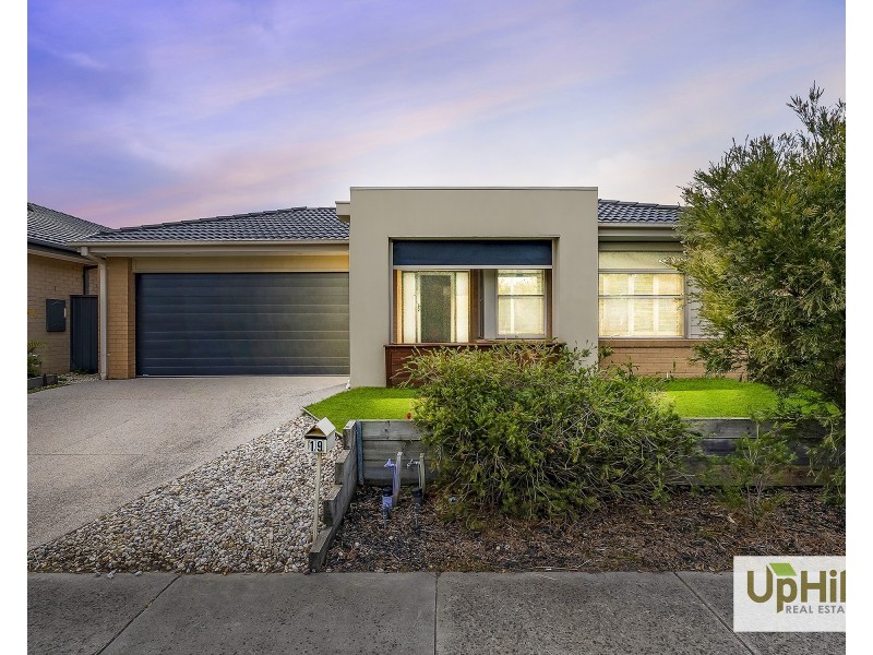 19 Jupiter Crescent, Cranbourne West VIC 3977