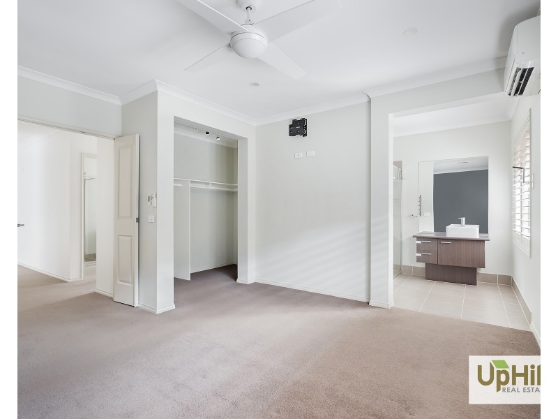 19 Jupiter Crescent, Cranbourne West VIC 3977