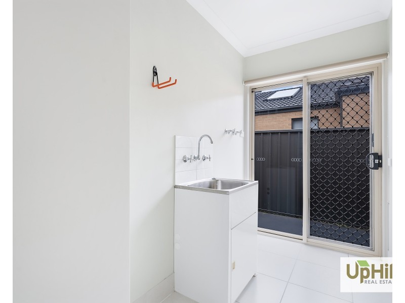 19 Jupiter Crescent, Cranbourne West VIC 3977