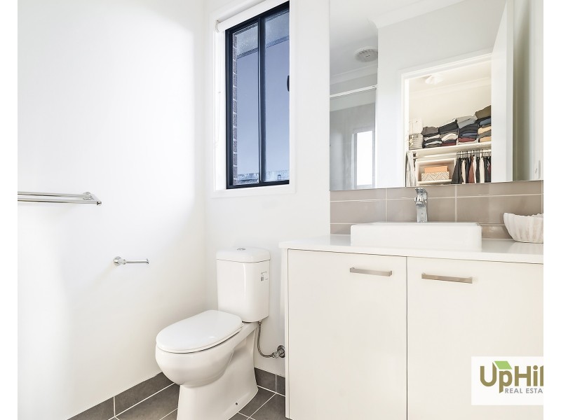 17 Catch Street, Clyde VIC 3978