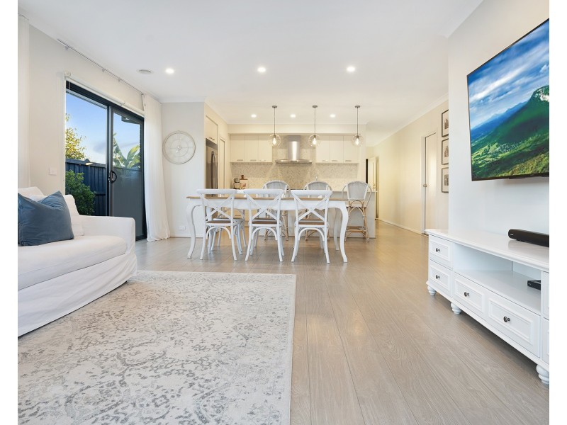 17 Catch Street, Clyde VIC 3978