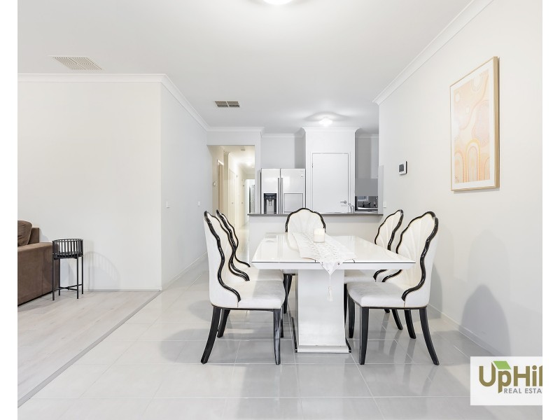 168 Selandra Boulevard, Clyde North VIC 3978