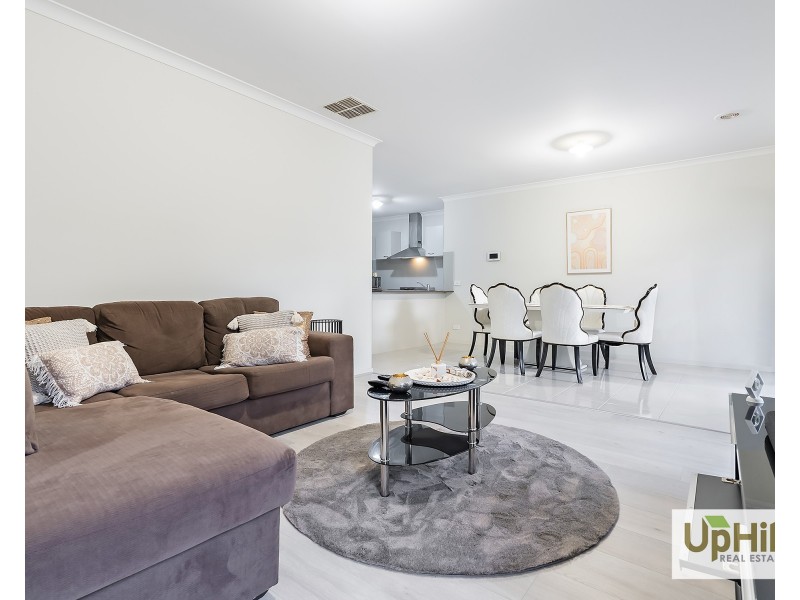 168 Selandra Boulevard, Clyde North VIC 3978