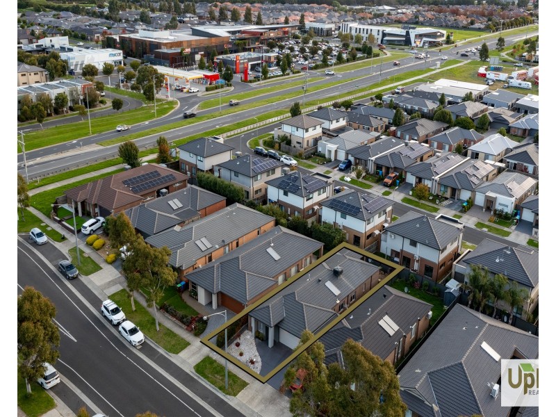 168 Selandra Boulevard, Clyde North VIC 3978