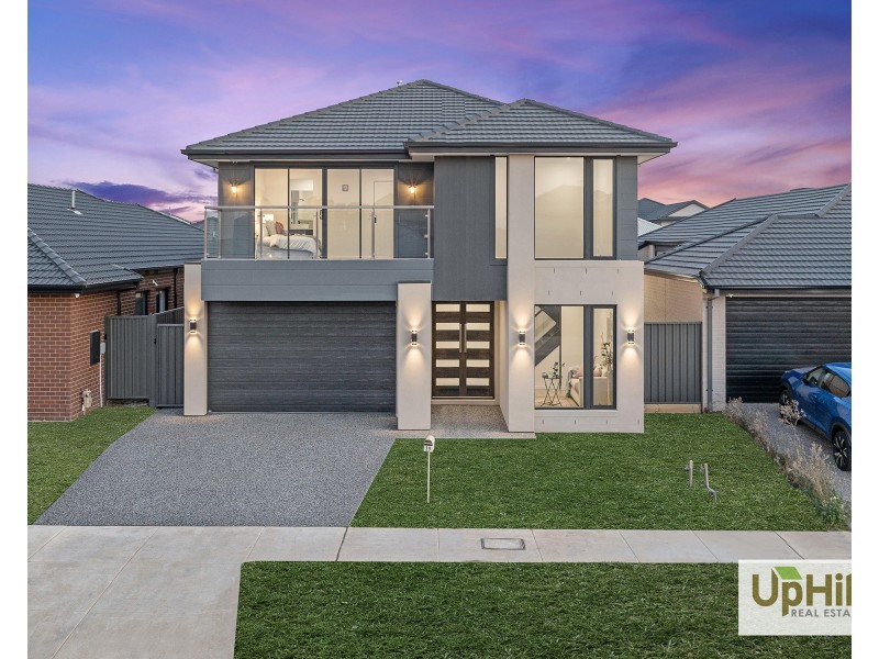 29 Athenaeum Avenue, Clyde North VIC 3978