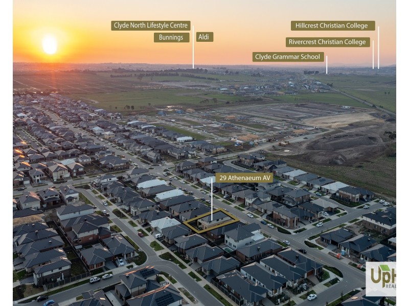 29 Athenaeum Avenue, Clyde North VIC 3978