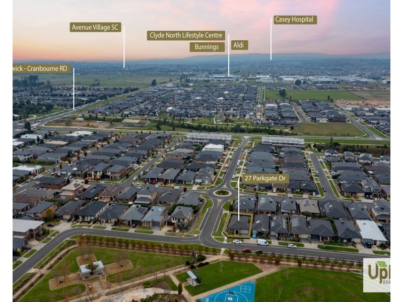 27 Parkgate Drive, Clyde North VIC 3978