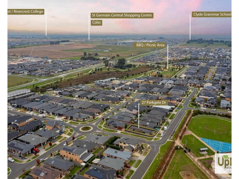 27 Parkgate Drive, Clyde North VIC 3978