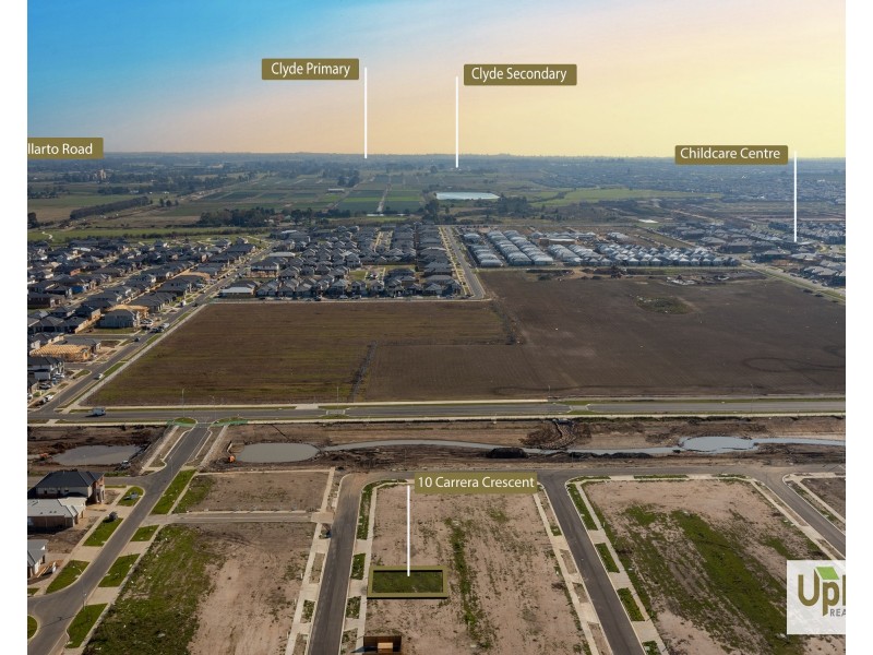 10 Carrera Crescent, Clyde VIC 3978