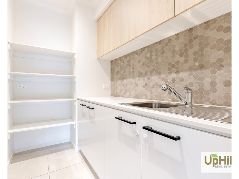 245 Heather Grove, Clyde North VIC 3978