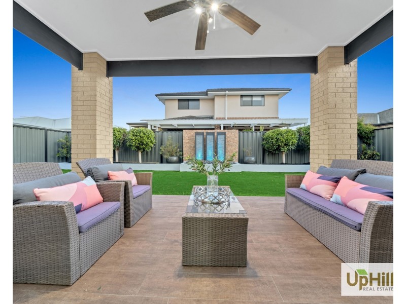 5 Fazeley Close, Clyde North VIC 3978