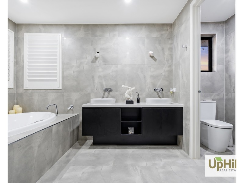 64 Ceduna Road, Clyde North VIC 3978