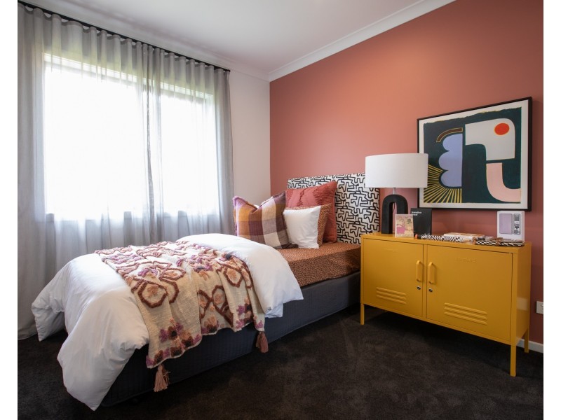 8 Baxter Street, Clyde North VIC 3978