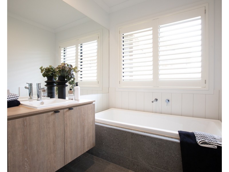 8 Baxter Street, Clyde North VIC 3978