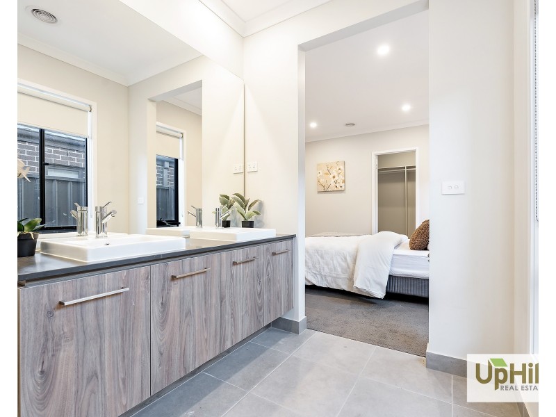 88 Yaralla Circuit, Clyde VIC 3978