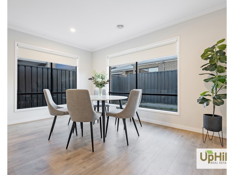 88 Yaralla Circuit, Clyde VIC 3978