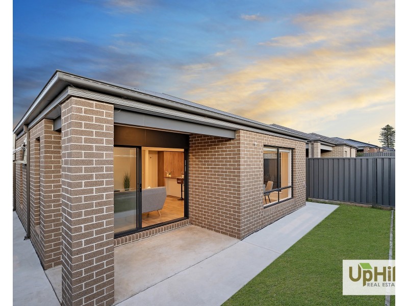 88 Yaralla Circuit, Clyde VIC 3978