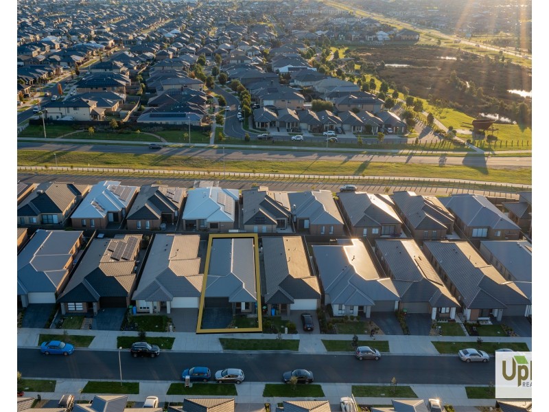 88 Yaralla Circuit, Clyde VIC 3978