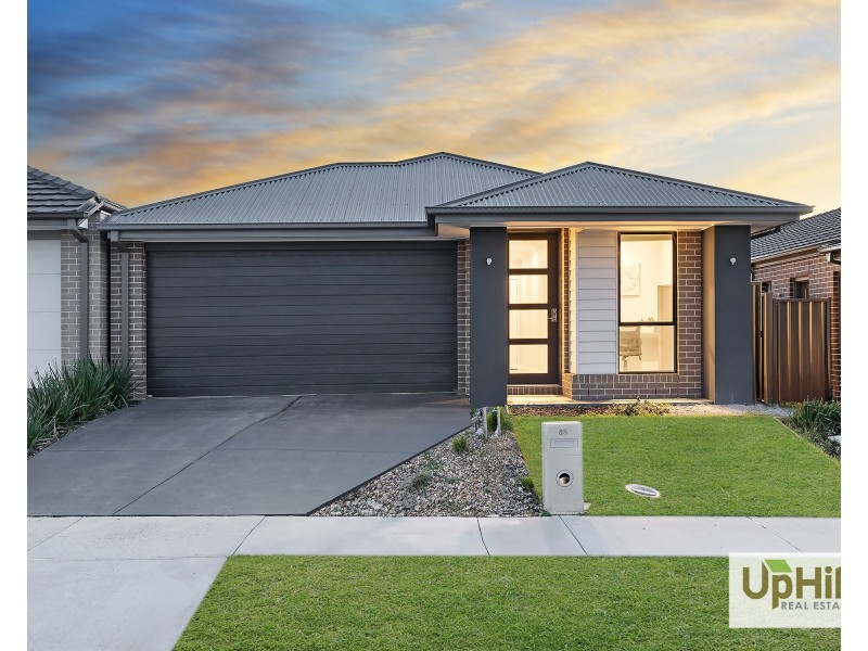88 Yaralla Circuit, Clyde VIC 3978