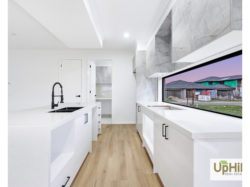 12 Lempriere Road, Officer VIC 3809