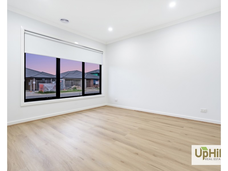 12 Lempriere Road, Officer VIC 3809