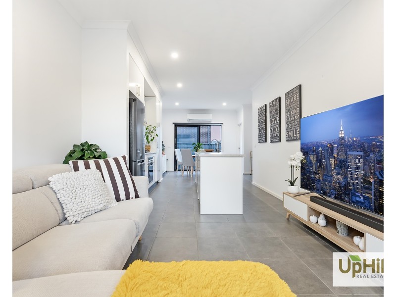 7 Randwick Lane, Clyde North VIC 3978