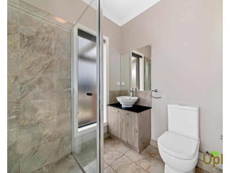 53 Fairweather Parade, Officer VIC 3809