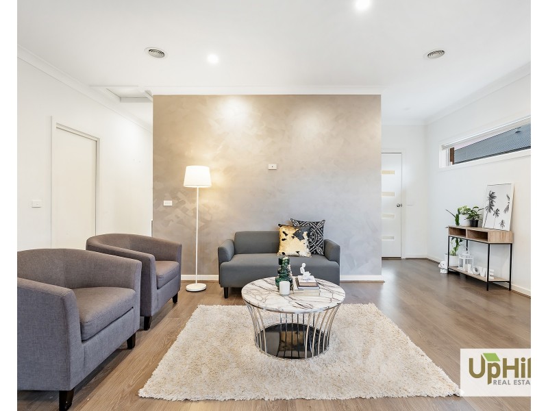 34A Genevieve Circuit, Cranbourne East VIC 3977