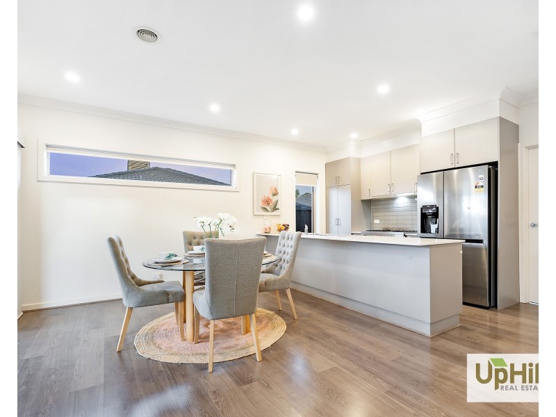 34A Genevieve Circuit, Cranbourne East VIC 3977