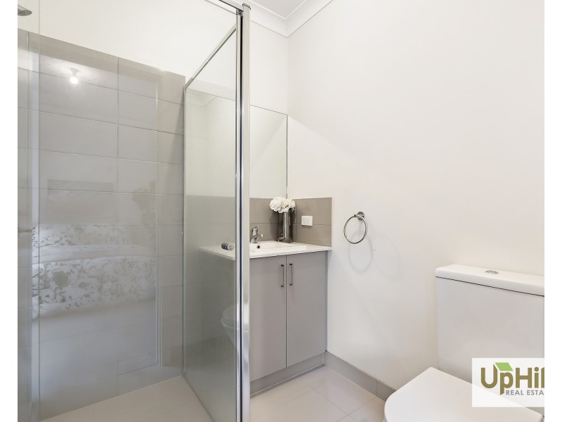 34A Genevieve Circuit, Cranbourne East VIC 3977