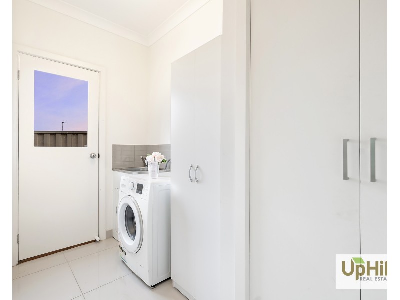34A Genevieve Circuit, Cranbourne East VIC 3977
