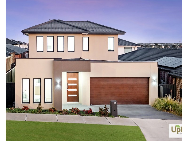 22 Portia Circuit, Clyde North VIC 3978