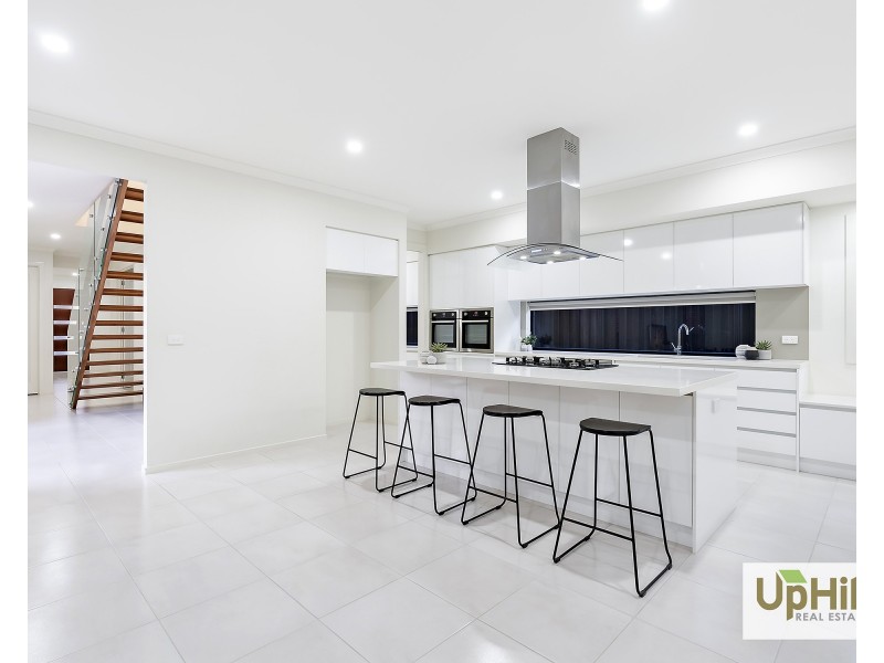 22 Portia Circuit, Clyde North VIC 3978