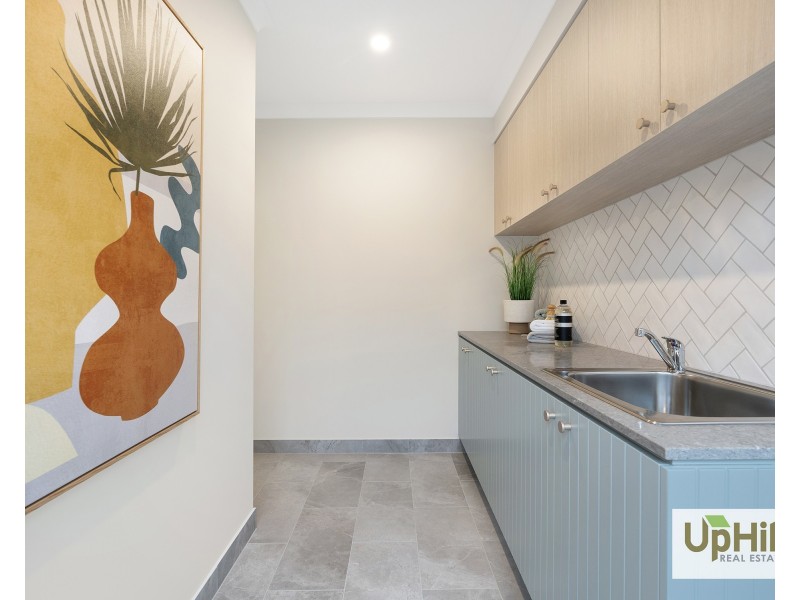 10 Baxter Street, Clyde North VIC 3978