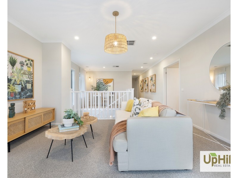 10 Baxter Street, Clyde North VIC 3978