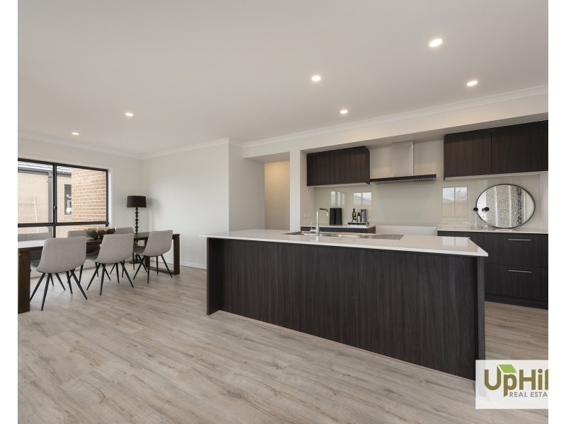 1 Villa Doria Drive, Clyde North VIC 3978