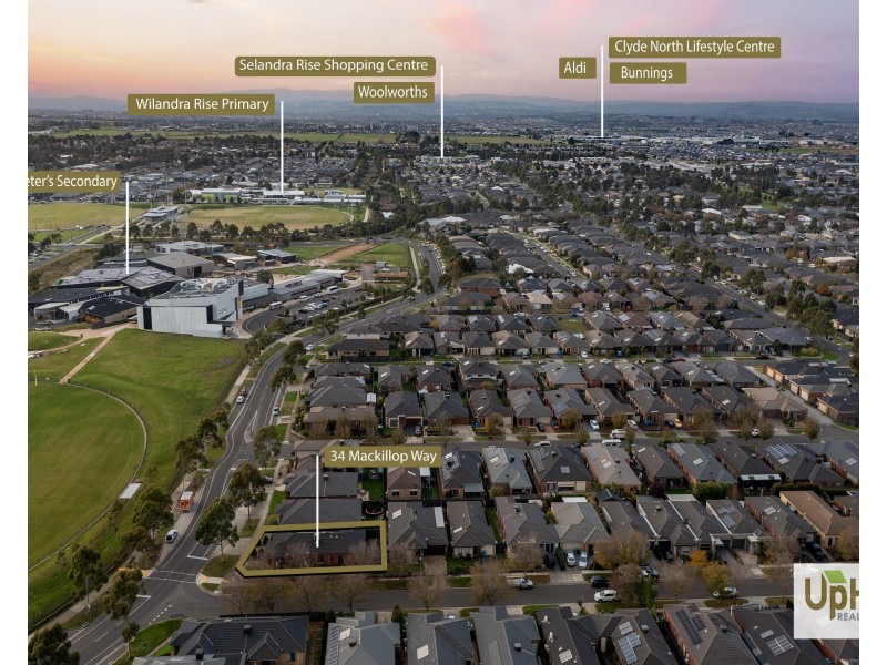 34 Mackillop way, Clyde North VIC 3978