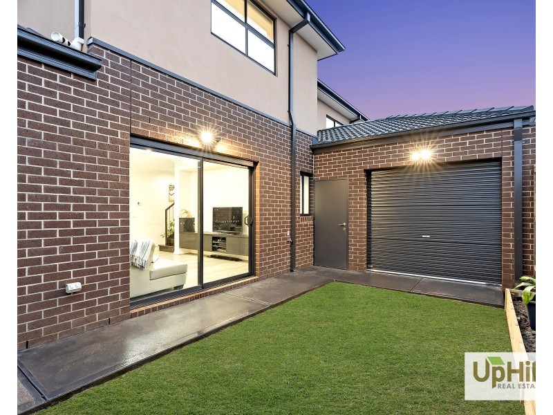 1 Goodison Road, Clyde North VIC 3978