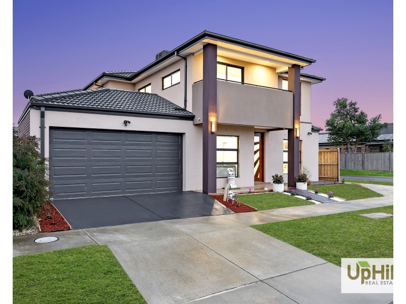 1 Goodison Road, Clyde North VIC 3978