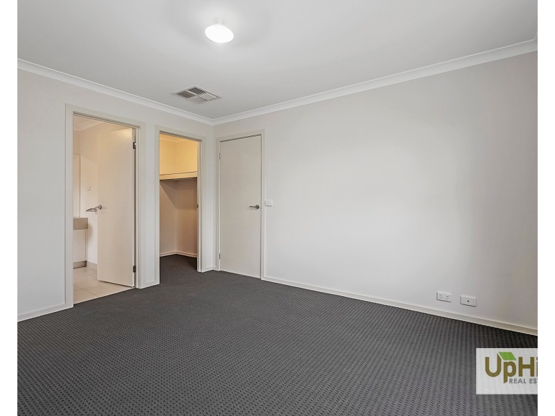 97 Henry Road, Pakenham VIC 3810