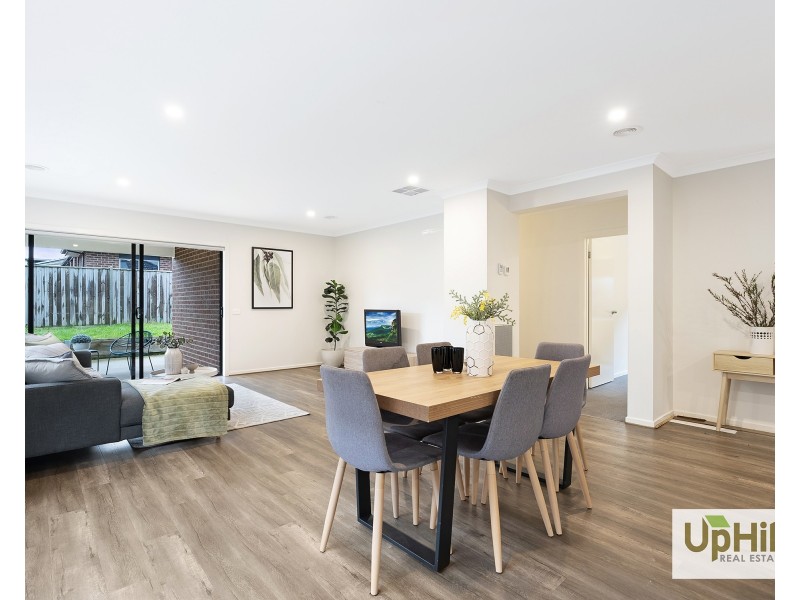 39 Powlett Drive, Clyde VIC 3978