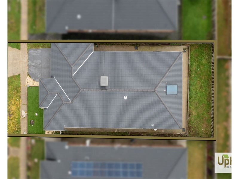 39 Powlett Drive, Clyde VIC 3978