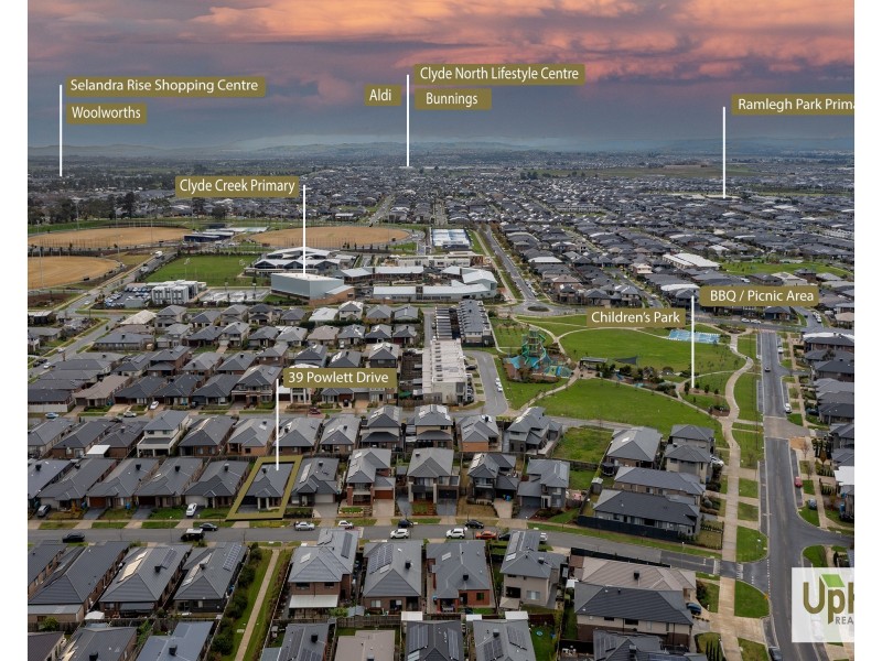 39 Powlett Drive, Clyde VIC 3978