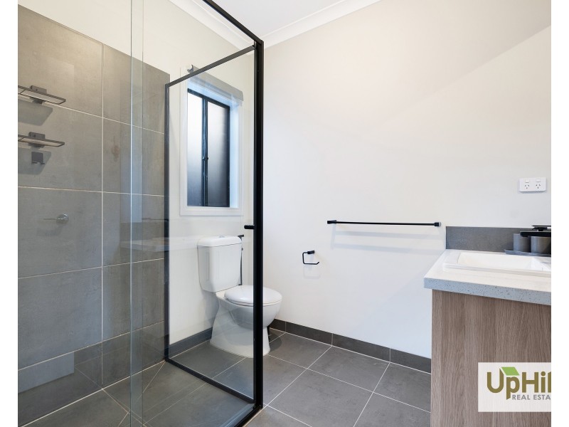 14 Milka Avenue, Clyde North VIC 3978